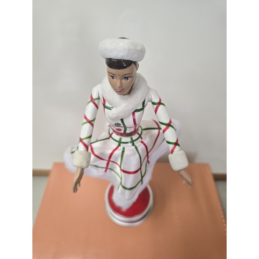 Radio City Rockettes 10" Christmas Spinner Action Figure Battery Operated - Picture 4 of 15